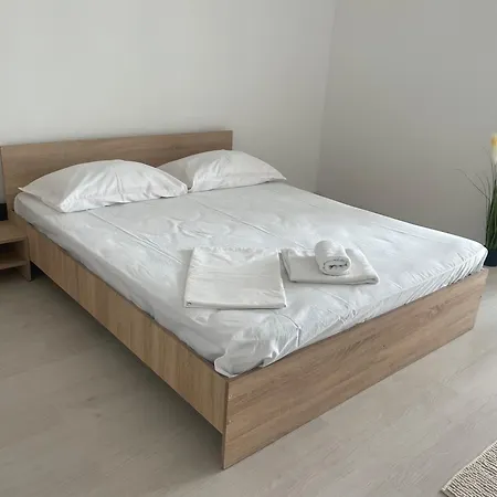 Near Center 1 Lägenhet *