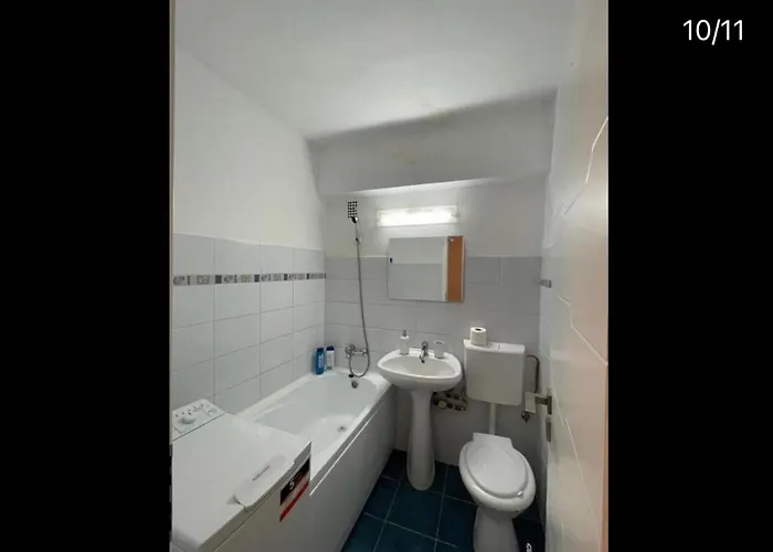 Apartamento Near Center 1 *